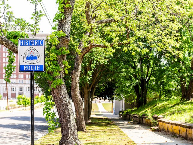 Sign indicating the Selma to Montgomery National Historic Trail in Alabama