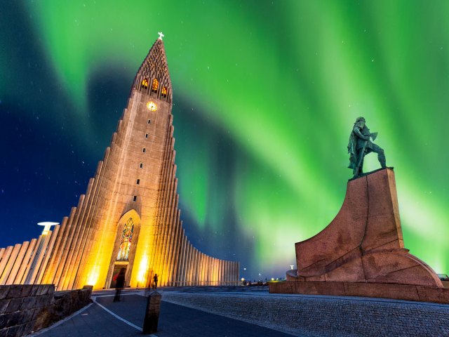 Aurora borealis seen above Hallgrimskirkja Church in Reykjavik, Iceland