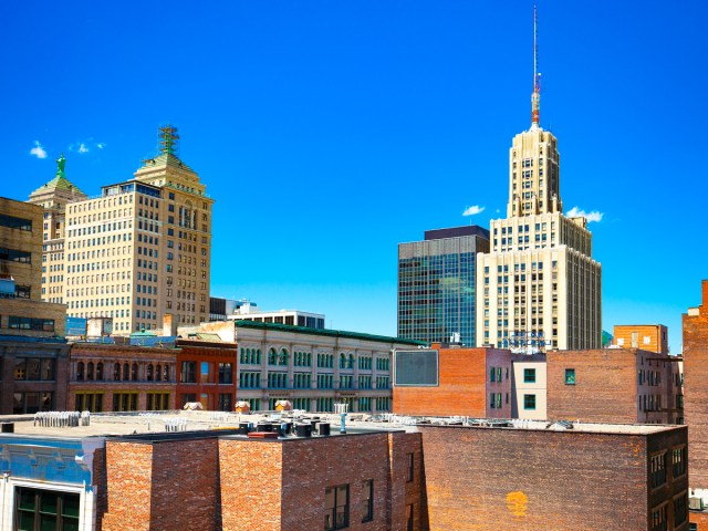 Skyline of Buffalo, New York, on clear day
